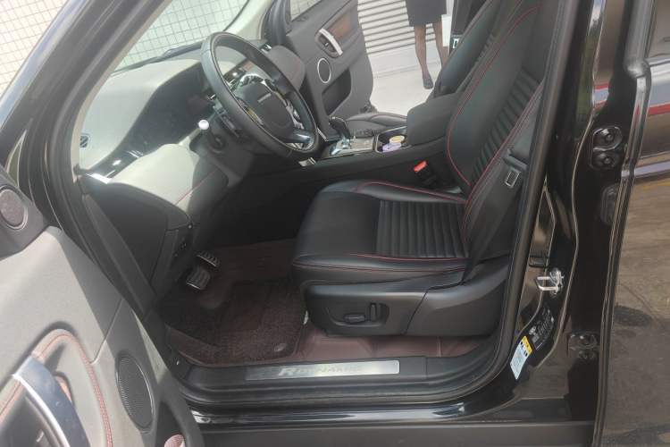 Used Land Rover Discovery Sport 2020 249 PS R-Dynamic Performance Edition Left Front Seat
