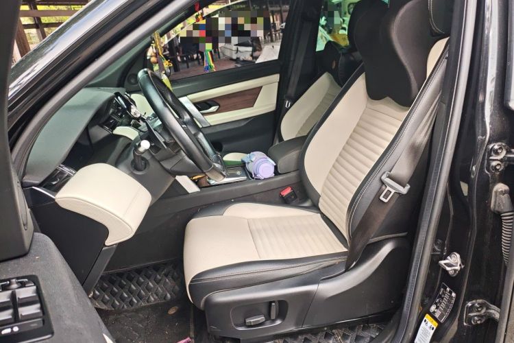 Used Land Rover Discovery Sport 2020 249 PS R-Dynamic Performance Edition Left Front Seat