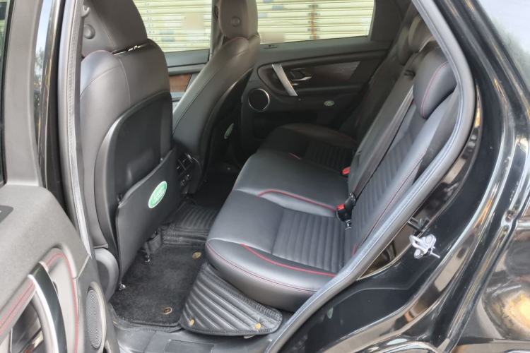 Used Land Rover Discovery Sport 2020 249 PS R-Dynamic Performance Edition Left Rear Seat