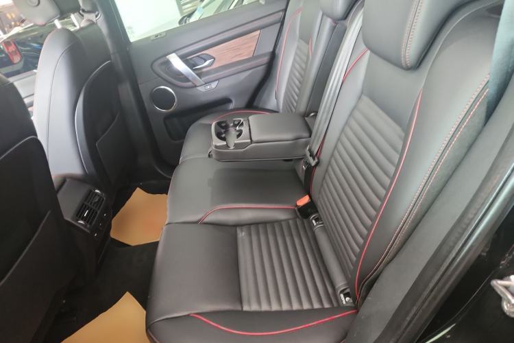 Used Land Rover Discovery Sport 2020 249 PS R-Dynamic Performance Edition Left Rear Seat
