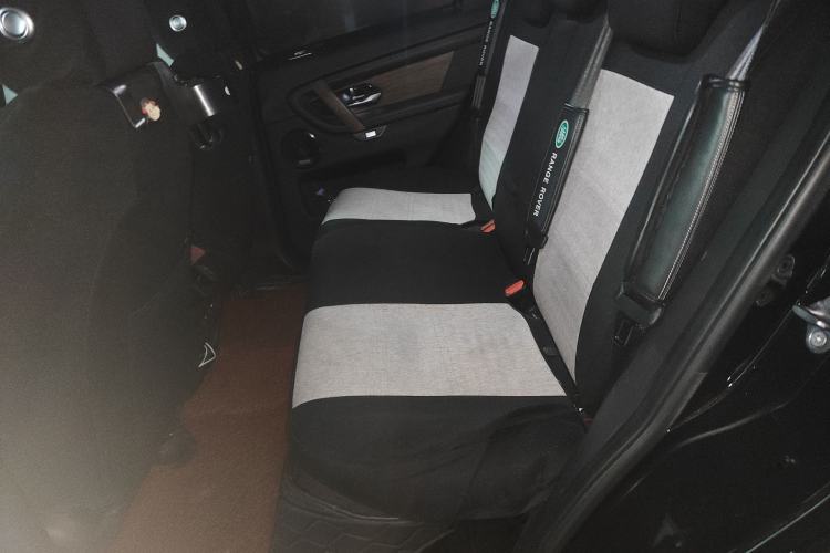 Used Land Rover Discovery Sport 2020 249 PS R-Dynamic Performance Edition Left Rear Seat