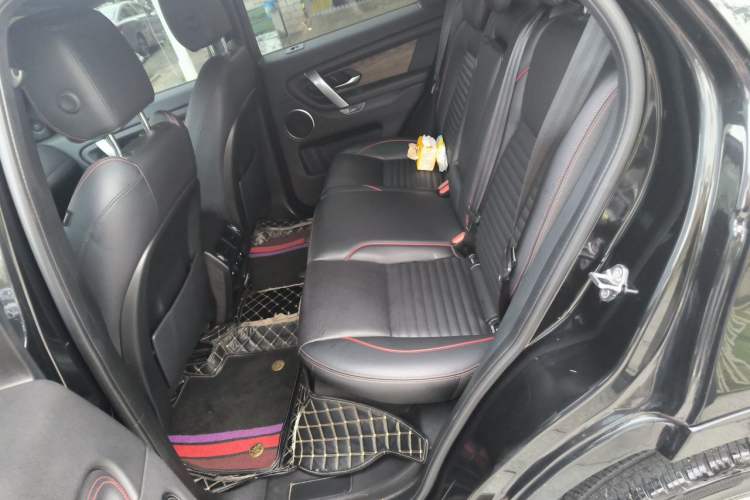 Used Land Rover Discovery Sport 2020 249 PS R-Dynamic Performance Edition Left Rear Seat
