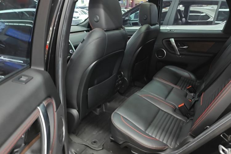 Used Land Rover Discovery Sport 2020 249 PS R-Dynamic Performance Tech Edition 7 Seats Left Rear Seat