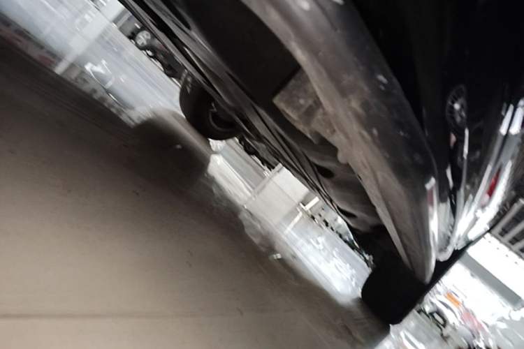Used Land Rover Discovery Sport 2020 249 PS R-Dynamic Performance Edition Left Side Sill