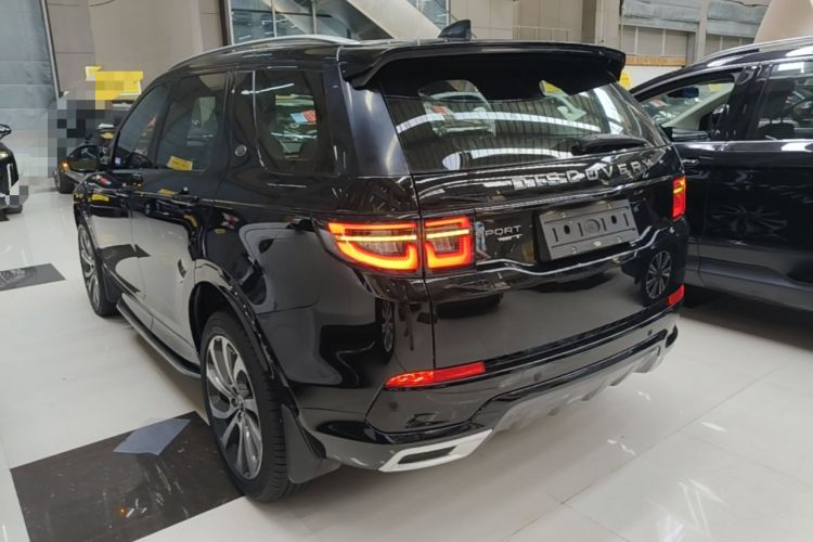 Used Land Rover Discovery Sport 2020 249 PS R-Dynamic Performance Edition Rear Left 45 Deg