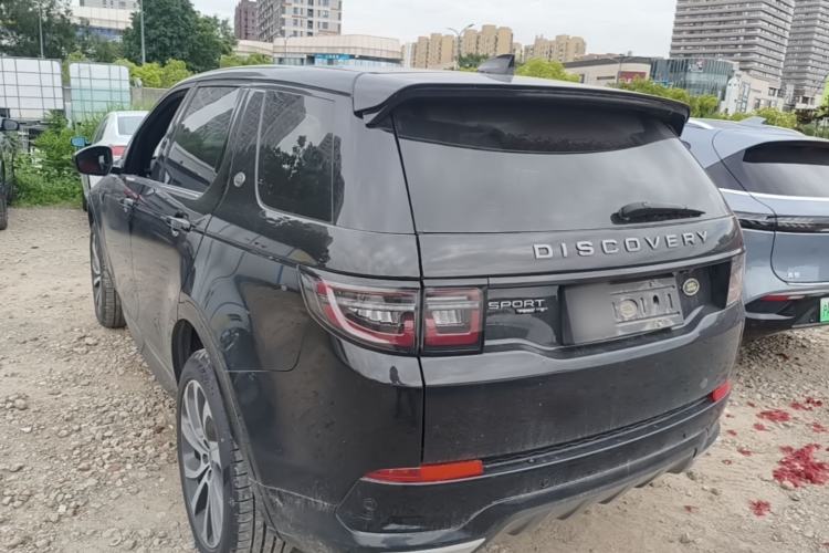 Used Land Rover Discovery Sport 2020 249 PS R-Dynamic Performance Edition Rear Left 45 Deg