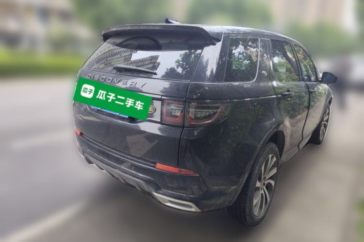 Used Land Rover Discovery Sport 2020 249 PS R-Dynamic Performance Edition Rear Right 45 Deg