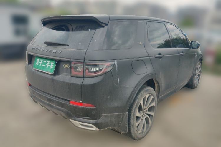 Used Land Rover Discovery Sport 2020 249 PS R-Dynamic Performance Edition Rear Right 45 Deg