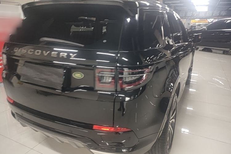 Used Land Rover Discovery Sport 2020 249 PS R-Dynamic Performance Edition Rear Right 45 Deg