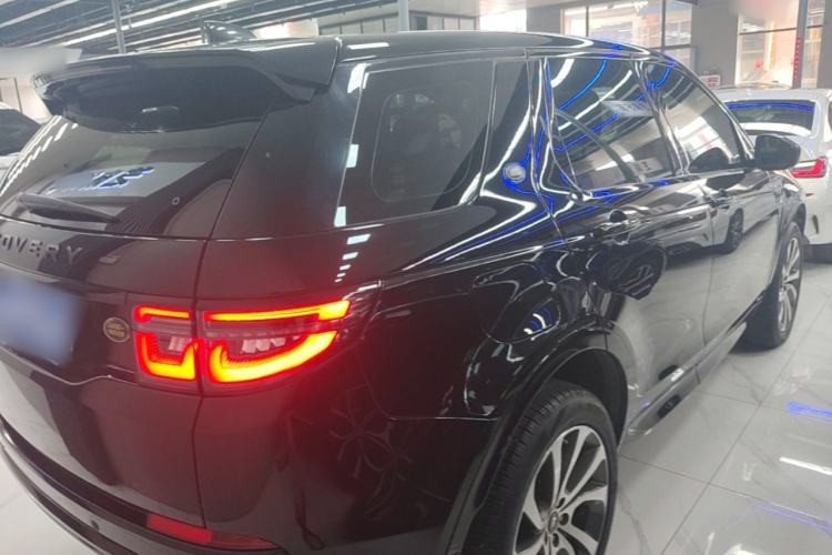 Used Land Rover Discovery Sport 2020 249 PS R-Dynamic Performance Edition Rear Right 45 Deg
