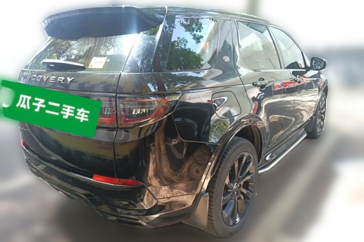 Used Land Rover Discovery Sport 2020 249 PS R-Dynamic Performance Edition Rear Right 45 Deg