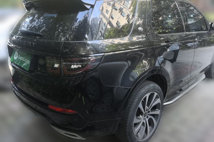 Used Land Rover Discovery Sport 2020 249 PS R-Dynamic Performance Edition Rear Right 45 Deg