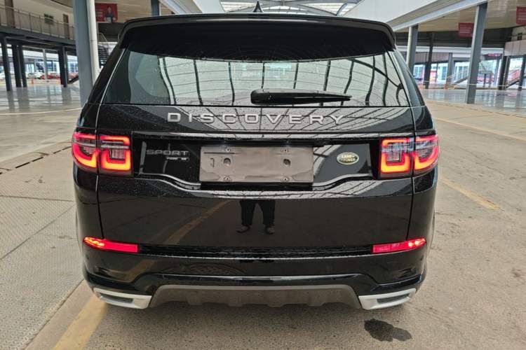 Used Land Rover Discovery Sport 2020 249 PS R-Dynamic Performance Tech Edition 7 Seats Rear