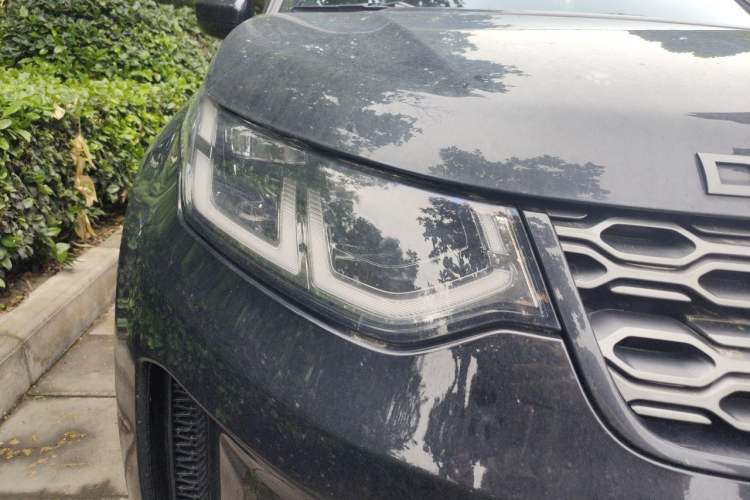 Used Land Rover Discovery Sport 2020 249 PS R-Dynamic Performance Edition Right Front Headlight