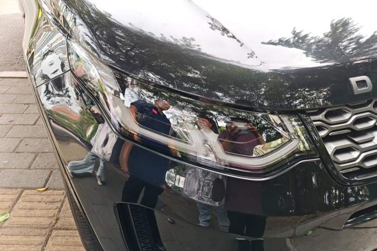 Used Land Rover Discovery Sport 2020 249 PS R-Dynamic Performance Edition Right Front Headlight