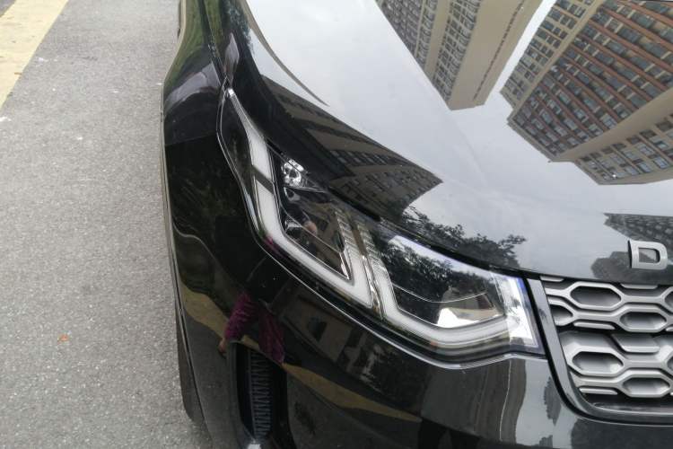 Used Land Rover Discovery Sport 2020 249 PS R-Dynamic Performance Edition Right Front Headlight