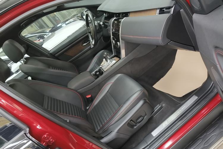 Used Land Rover Discovery Sport 2020 249 PS R-Dynamic Performance Edition Right Front Seat