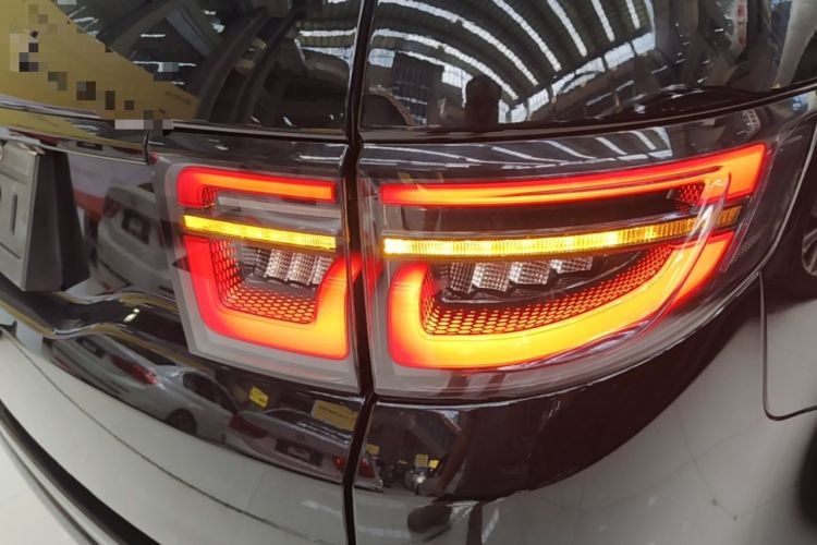 Used Land Rover Discovery Sport 2020 249 PS R-Dynamic Performance Edition Right Rear Taillight