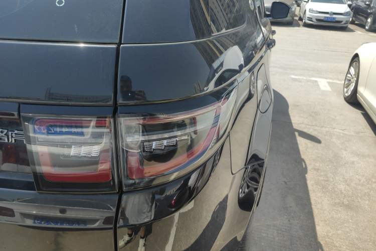 Used Land Rover Discovery Sport 2020 249 PS R-Dynamic Performance Edition Right Rear Taillight