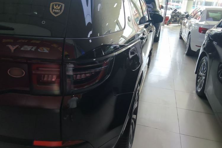 Used Land Rover Discovery Sport 2020 249 PS R-Dynamic Performance Edition Right Rear Taillight