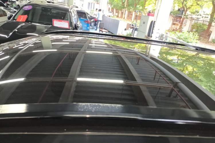 Used Land Rover Discovery Sport 2020 249 PS R-Dynamic Performance Edition Roof