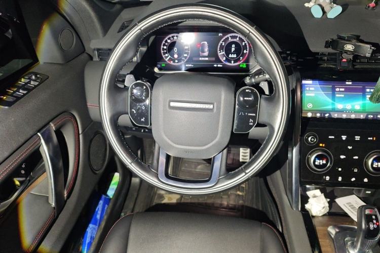 Used Land Rover Discovery Sport 2020 249 PS R-Dynamic Performance Edition Steering Wheel