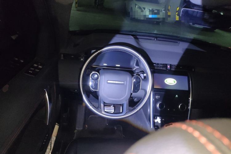 Used Land Rover Discovery Sport 2020 249 PS R-Dynamic Performance Tech Edition 7 Seats Steering Wheel