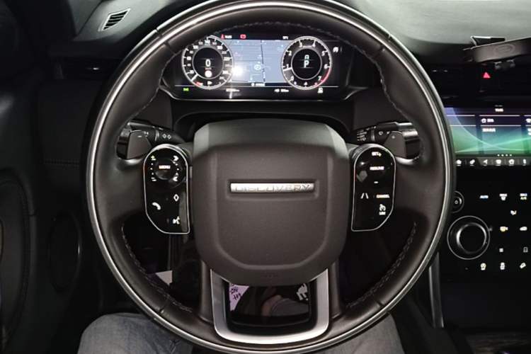 Used Land Rover Discovery Sport 2020 249 PS R-Dynamic Performance Edition Steering Wheel