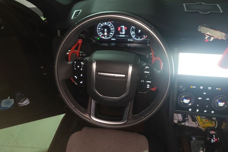 Used Land Rover Discovery Sport 2020 249 PS R-Dynamic Performance Edition Steering Wheel