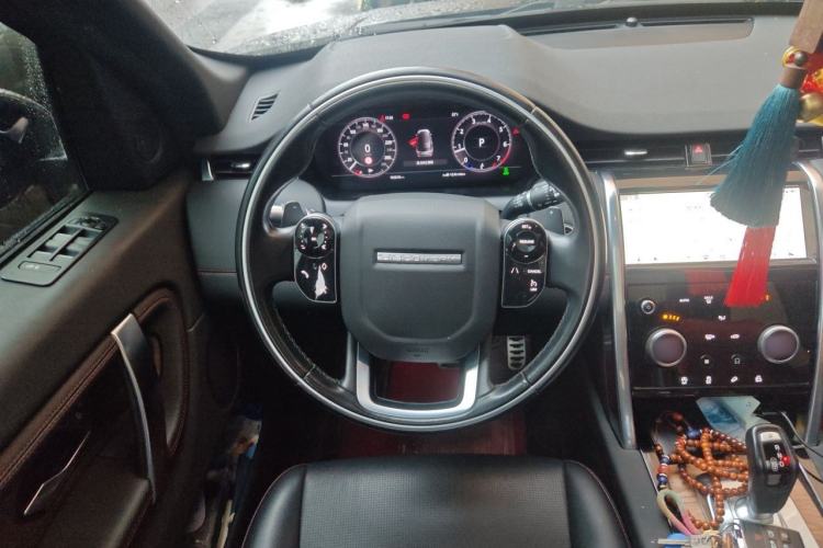 Used Land Rover Discovery Sport 2020 249 PS R-Dynamic Performance Edition Steering Wheel