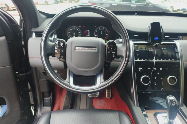 Used Land Rover Discovery Sport 2020 249 PS R-Dynamic Performance Tech Edition 7 Seats Steering Wheel