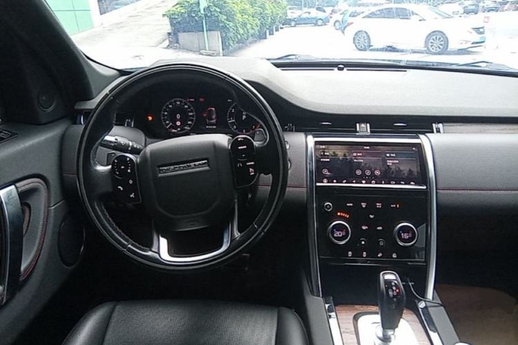 Used Land Rover Discovery Sport 2020 249 PS R-Dynamic Performance Edition Steering Wheel