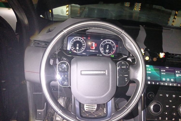 Used Land Rover Discovery Sport 2020 249 PS R-Dynamic Performance Tech Edition 7 Seats Steering Wheel