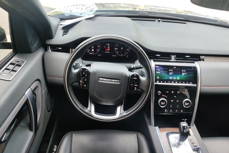 Used Land Rover Discovery Sport 2020 249 PS R-Dynamic Performance Edition Steering Wheel