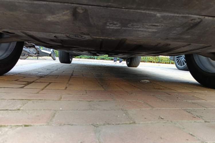Used Land Rover Discovery Sport 2020 249 PS R-Dynamic Performance Edition Chassis Front
