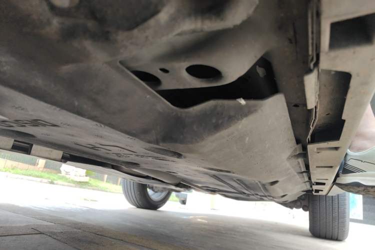 Used Land Rover Discovery Sport 2020 249 PS R-Dynamic Performance Edition Chassis Front Left