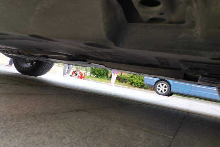 Used Land Rover Discovery Sport 2020 249 PS R-Dynamic Performance Edition Chassis Front Right