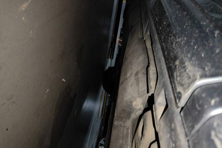 Used Land Rover Discovery Sport 2020 249 PS R-Dynamic Performance Edition Chassis Front Right