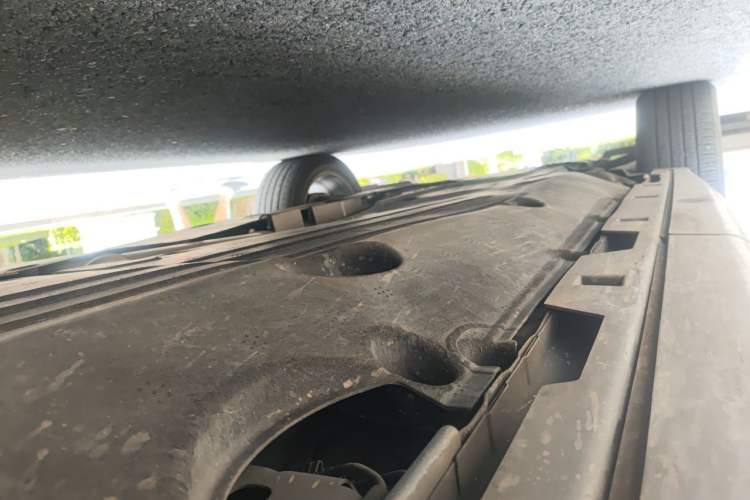 Used Land Rover Discovery Sport 2020 249 PS R-Dynamic Performance Edition Chassis Rear Left