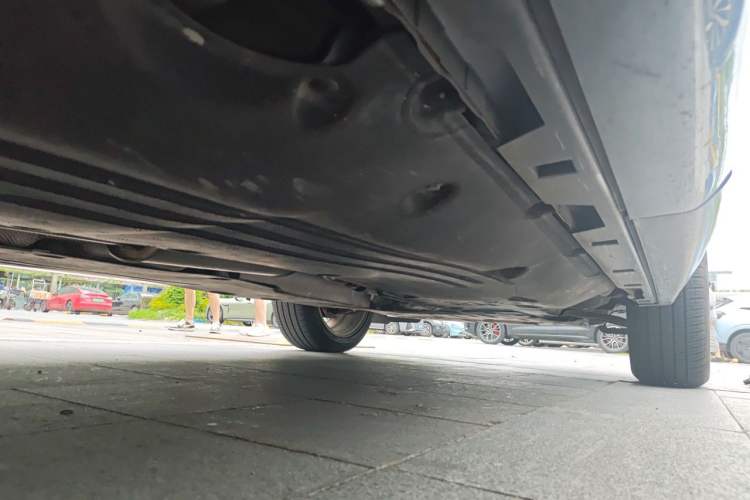 Used Land Rover Discovery Sport 2020 249 PS R-Dynamic Performance Edition Chassis Rear Right