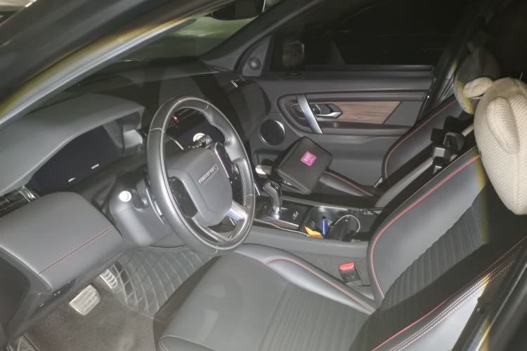 Used Land Rover Discovery Sport 2020 249 PS R-Dynamic Performance Edition Driver Seat