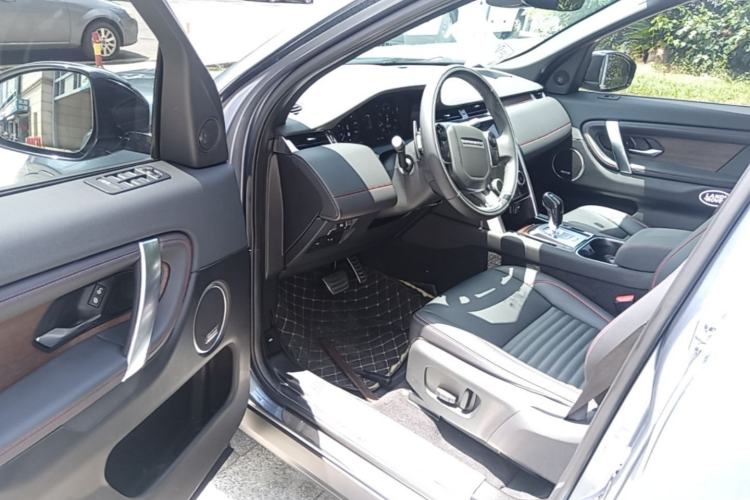 Used Land Rover Discovery Sport 2020 249 PS R-Dynamic Performance Edition Driver Seat