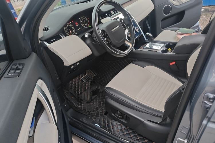 Used Land Rover Discovery Sport 2020 249 PS R-Dynamic Performance Edition Driver Seat
