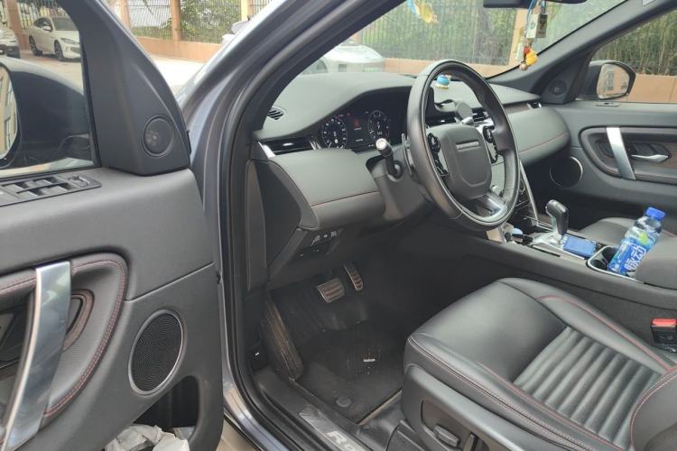 Used Land Rover Discovery Sport 2020 249 PS R-Dynamic Performance Edition Driver Seat