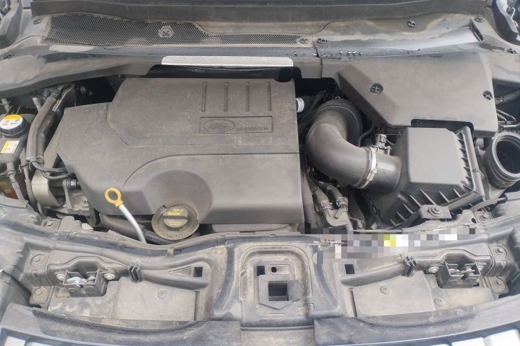 Used Land Rover Discovery Sport 2020 249 PS R-Dynamic Performance Edition Engine Bay