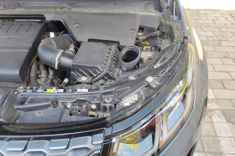 Used Land Rover Discovery Sport 2020 249 PS R-Dynamic Performance Edition Engine Bay Left