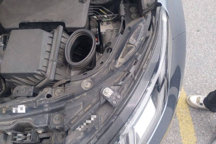 Used Land Rover Discovery Sport 2020 249 PS R-Dynamic Performance Edition Engine Bay Left