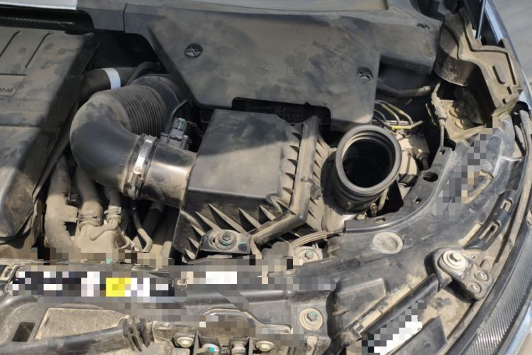 Used Land Rover Discovery Sport 2020 249 PS R-Dynamic Performance Edition Engine Bay Left