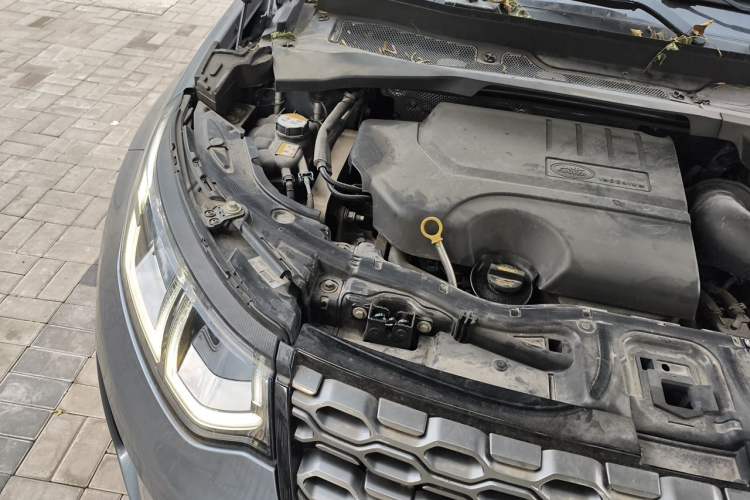 Used Land Rover Discovery Sport 2020 249 PS R-Dynamic Performance Edition Engine Bay Right
