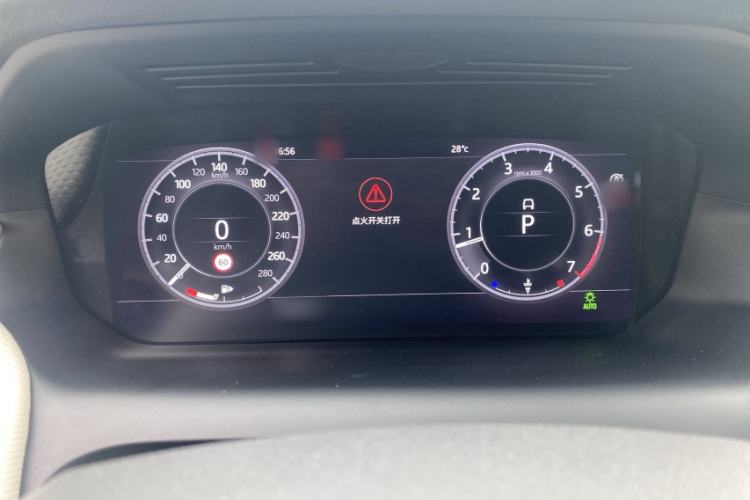 Used Land Rover Discovery Sport 2020 249 PS R-Dynamic Performance Tech Edition 5 Seats Instrument Cluster